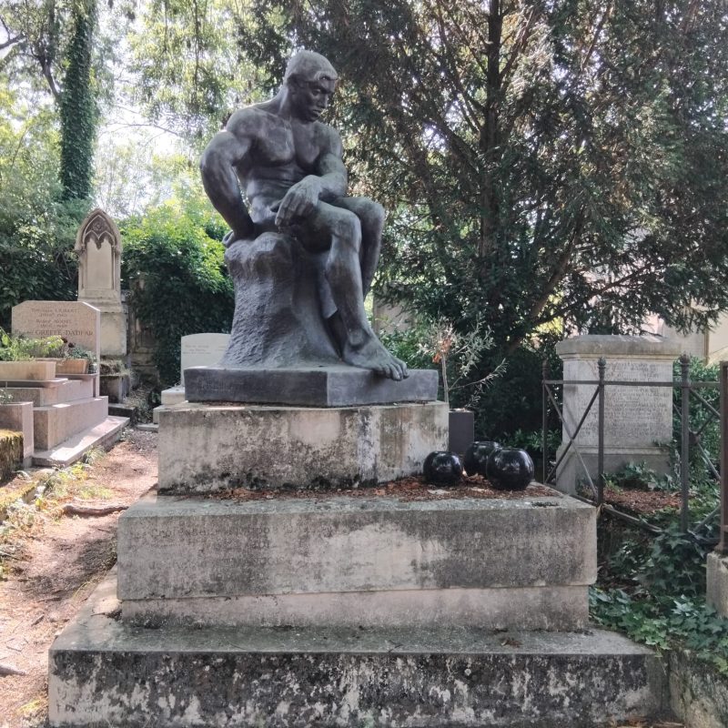 A beautiful piece of sculpture