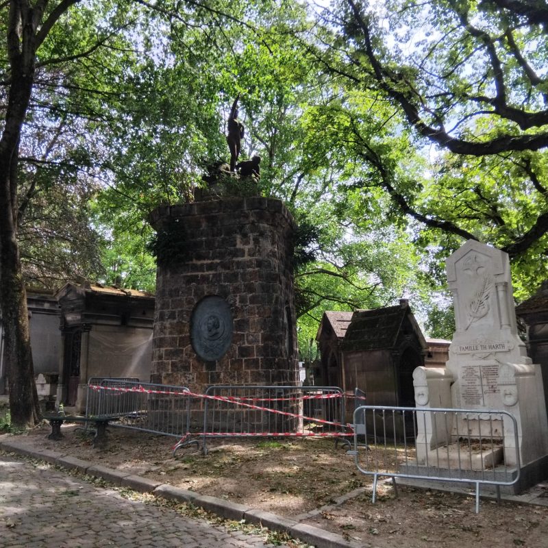 An usually designed mausoleum